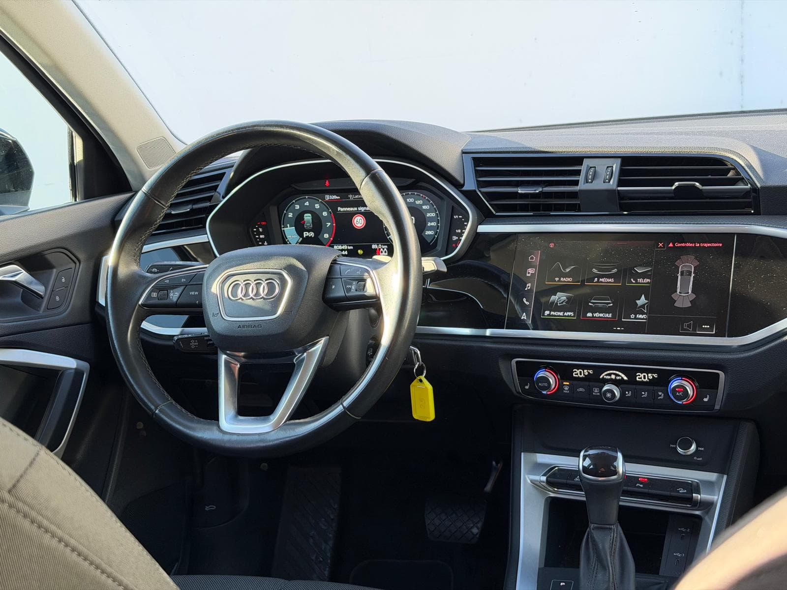 AUDI Q3 - Image 7