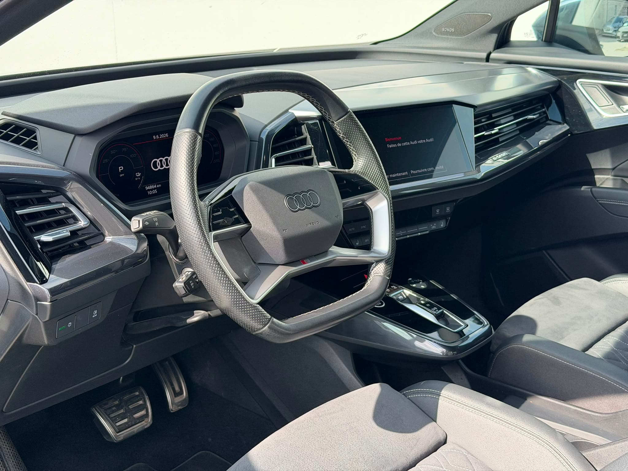 AUDI Q4 e-tron - Image 12