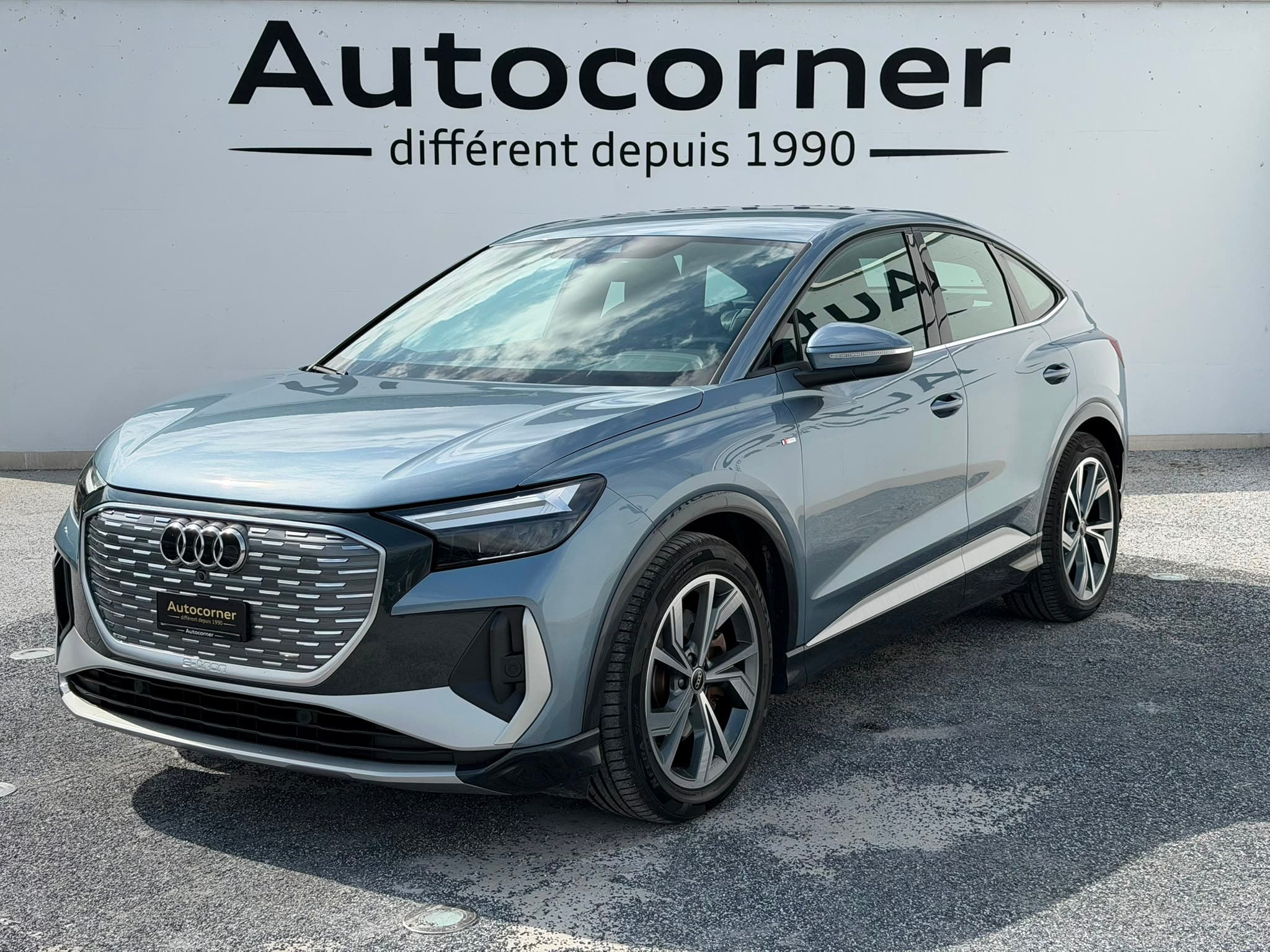 AUDI Q4 e-tron - Image 1