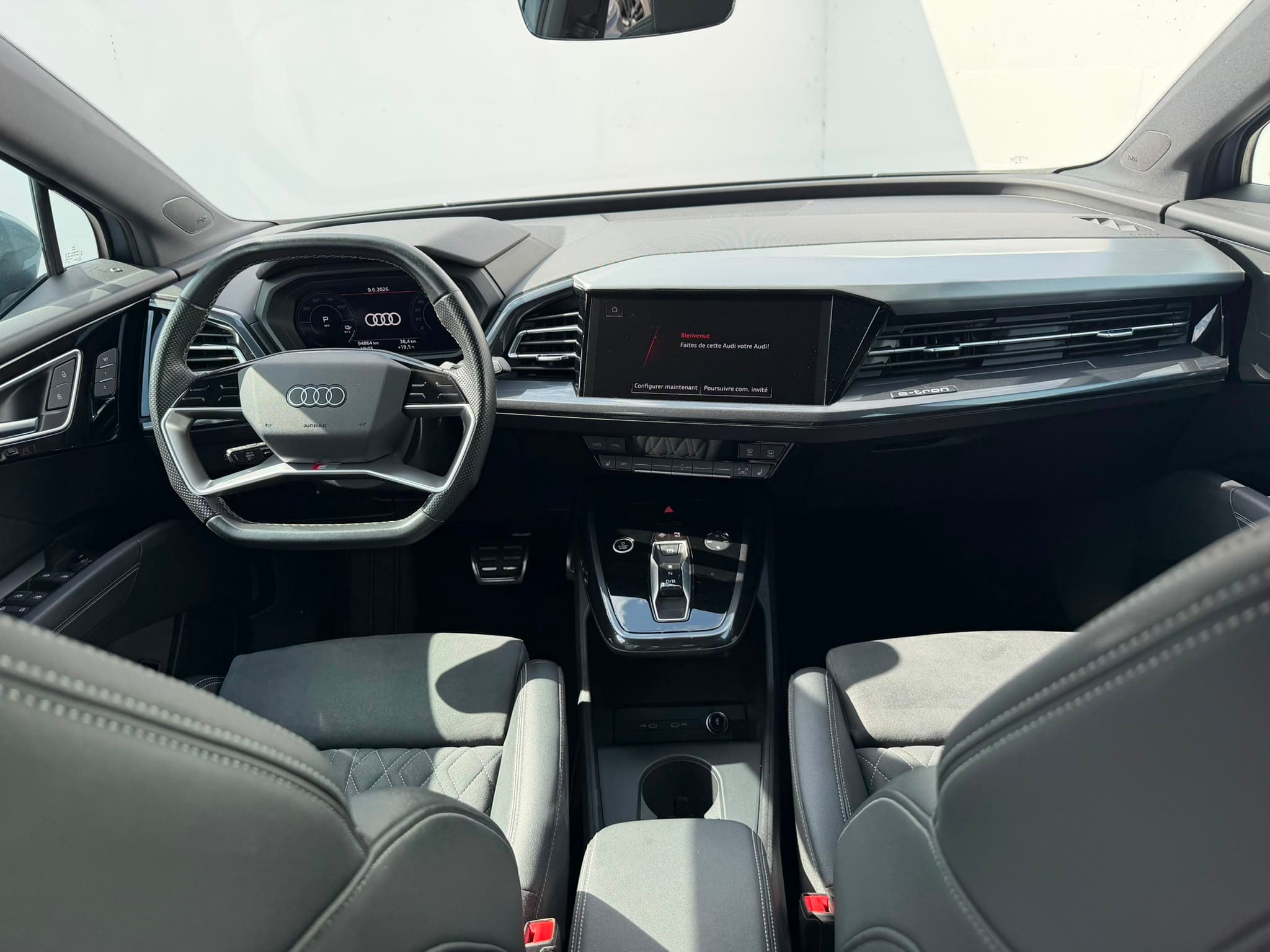 AUDI Q4 e-tron - Image 9