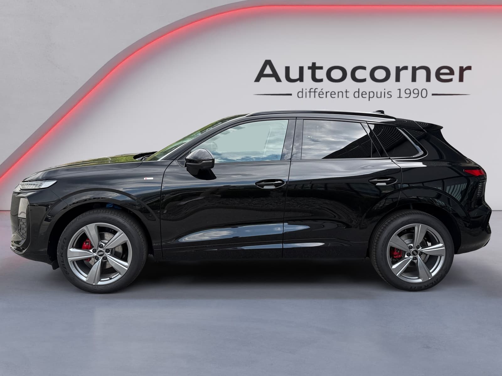 AUDI Q3 - Image 2