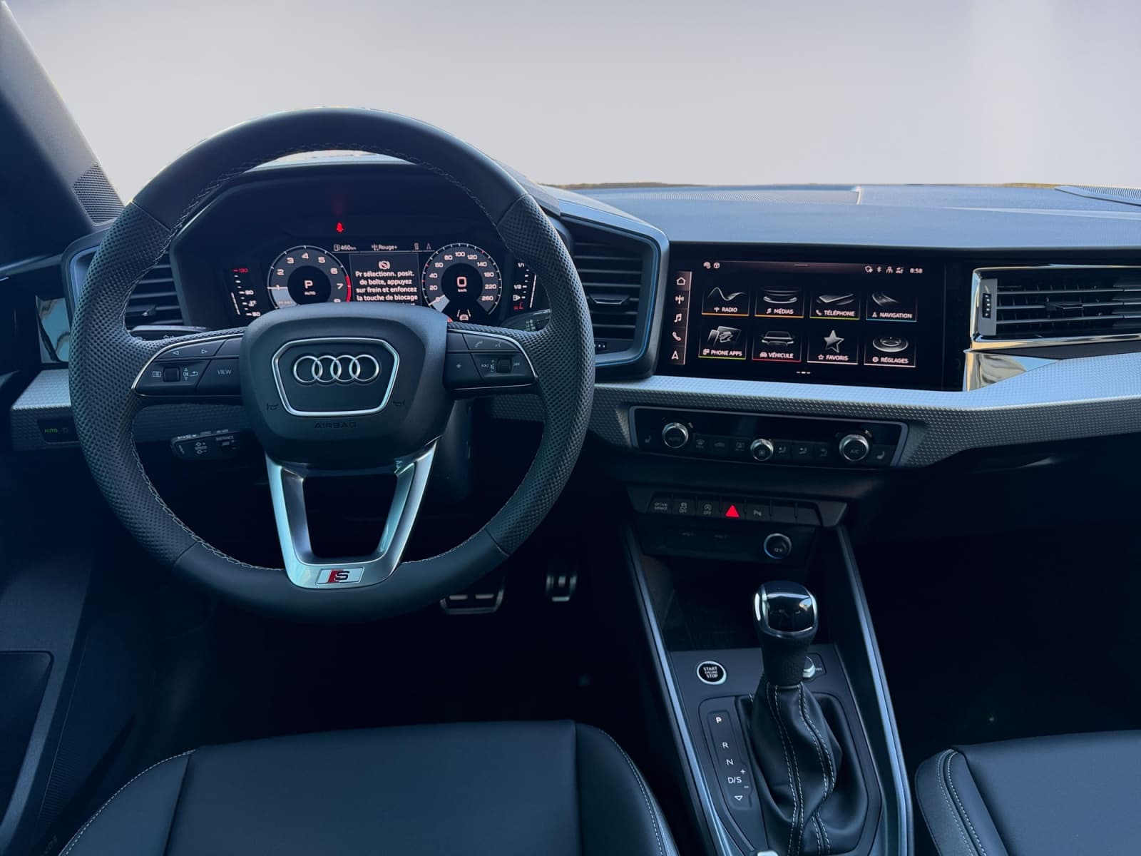 AUDI A1 - Image 8