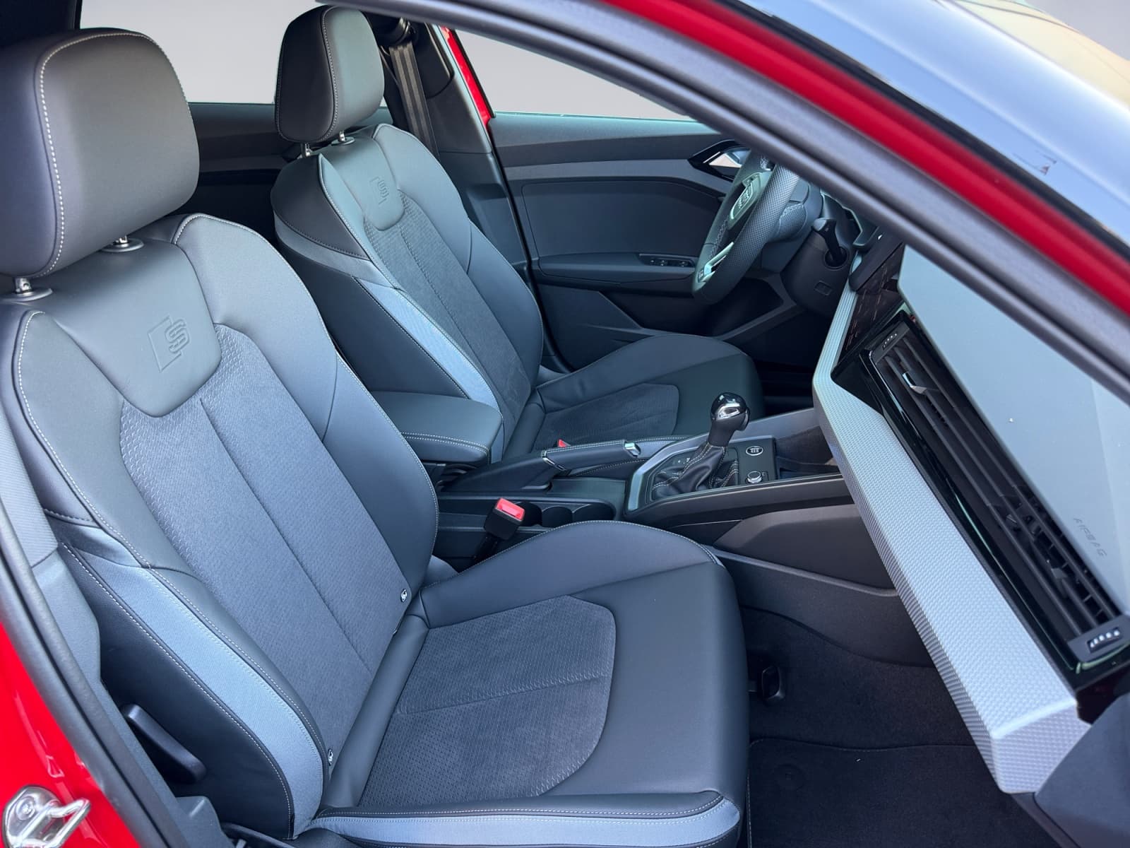 AUDI A1 - Image 13
