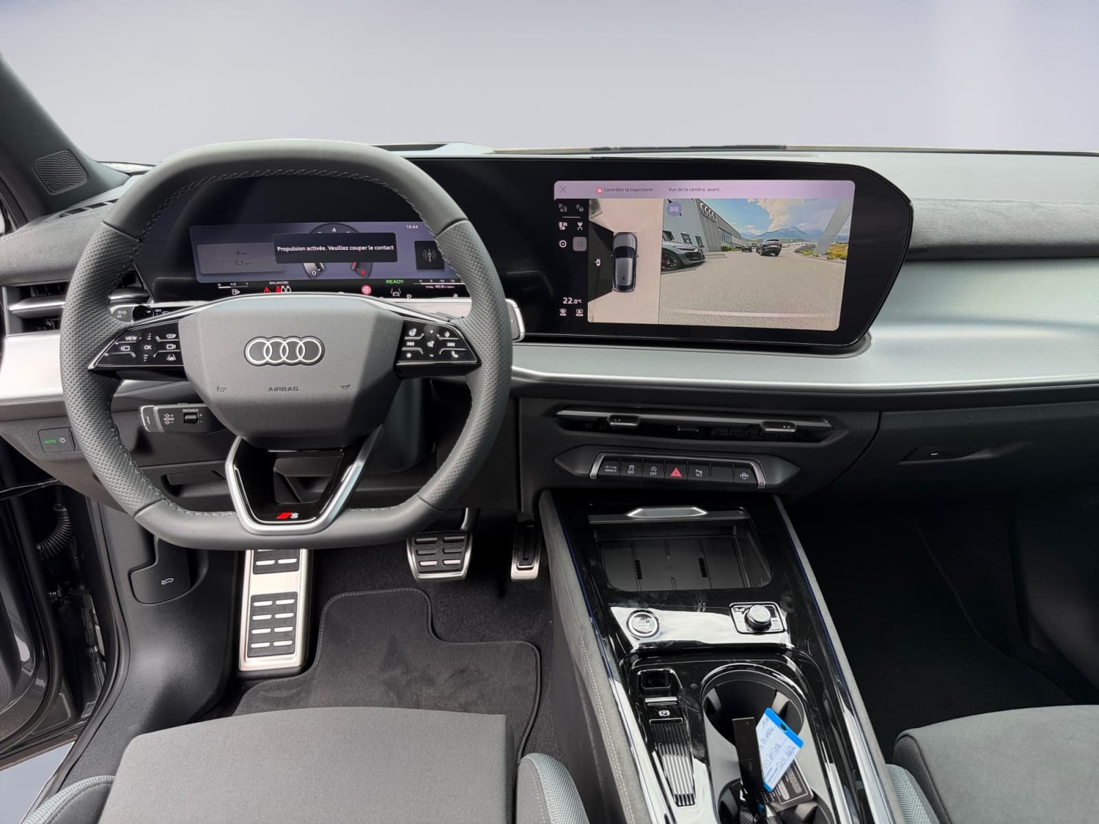 AUDI Q3 - Image 10