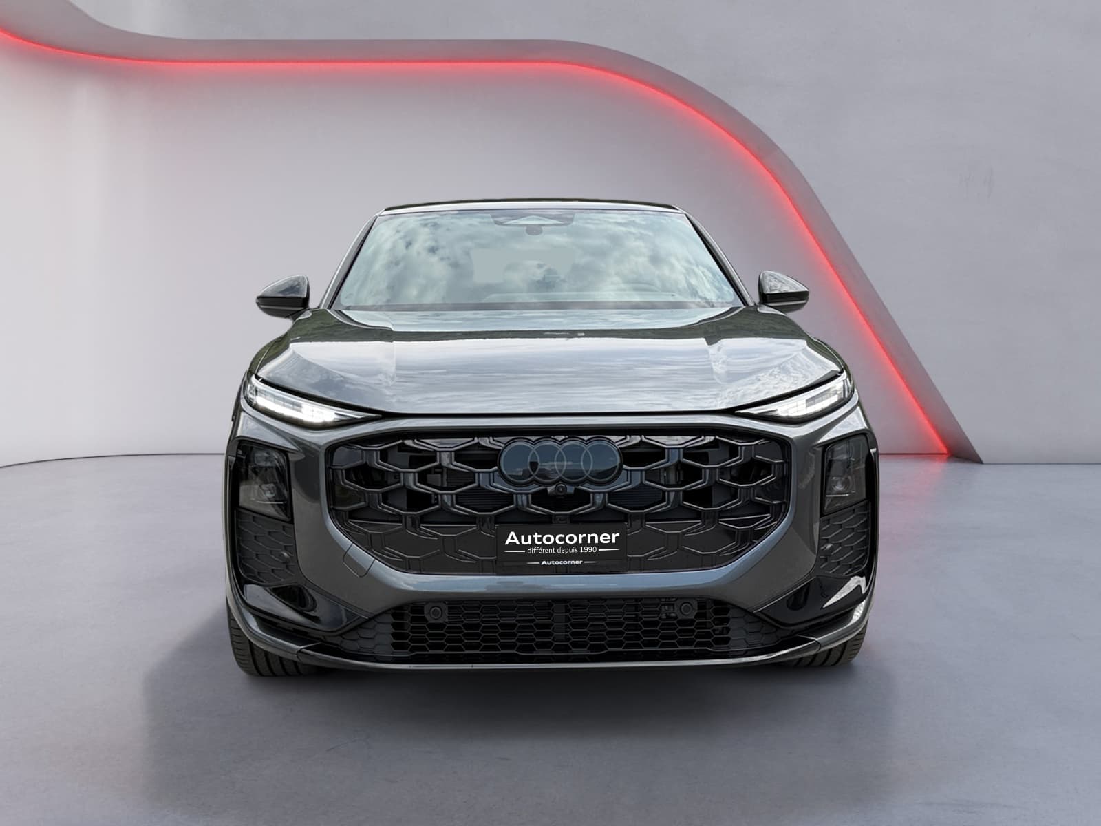 AUDI Q3 - Image 8