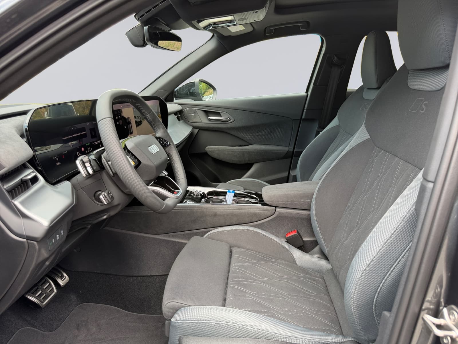 AUDI Q3 - Image 9