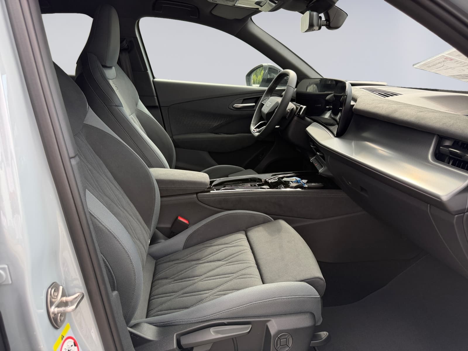 AUDI Q3 - Image 15