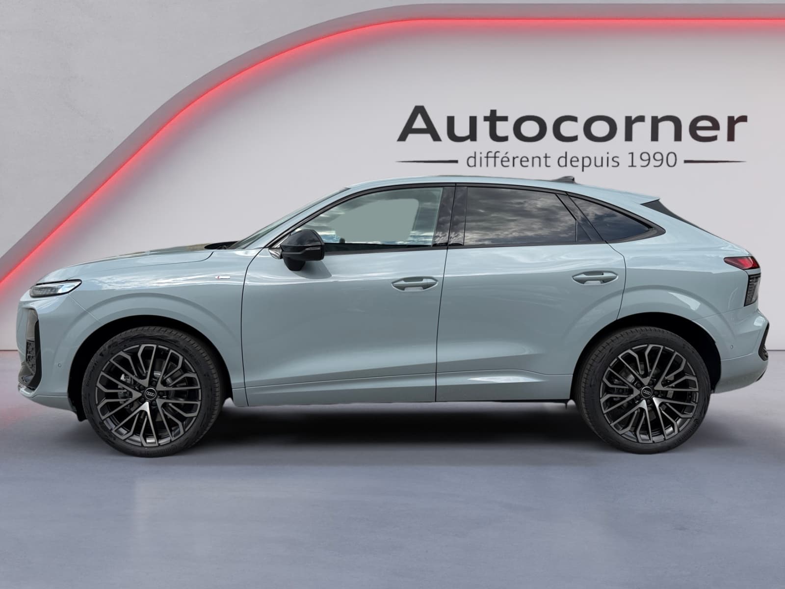 AUDI Q3 - Image 2