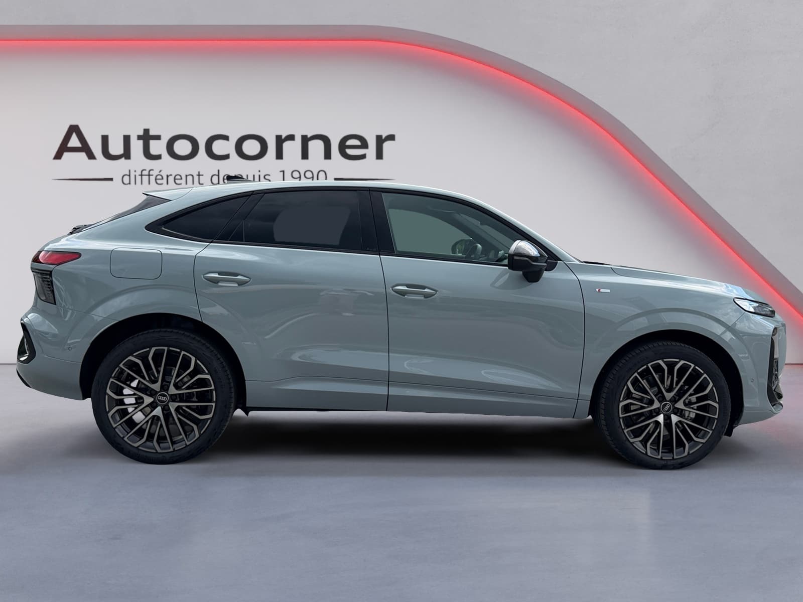 AUDI Q3 - Image 6