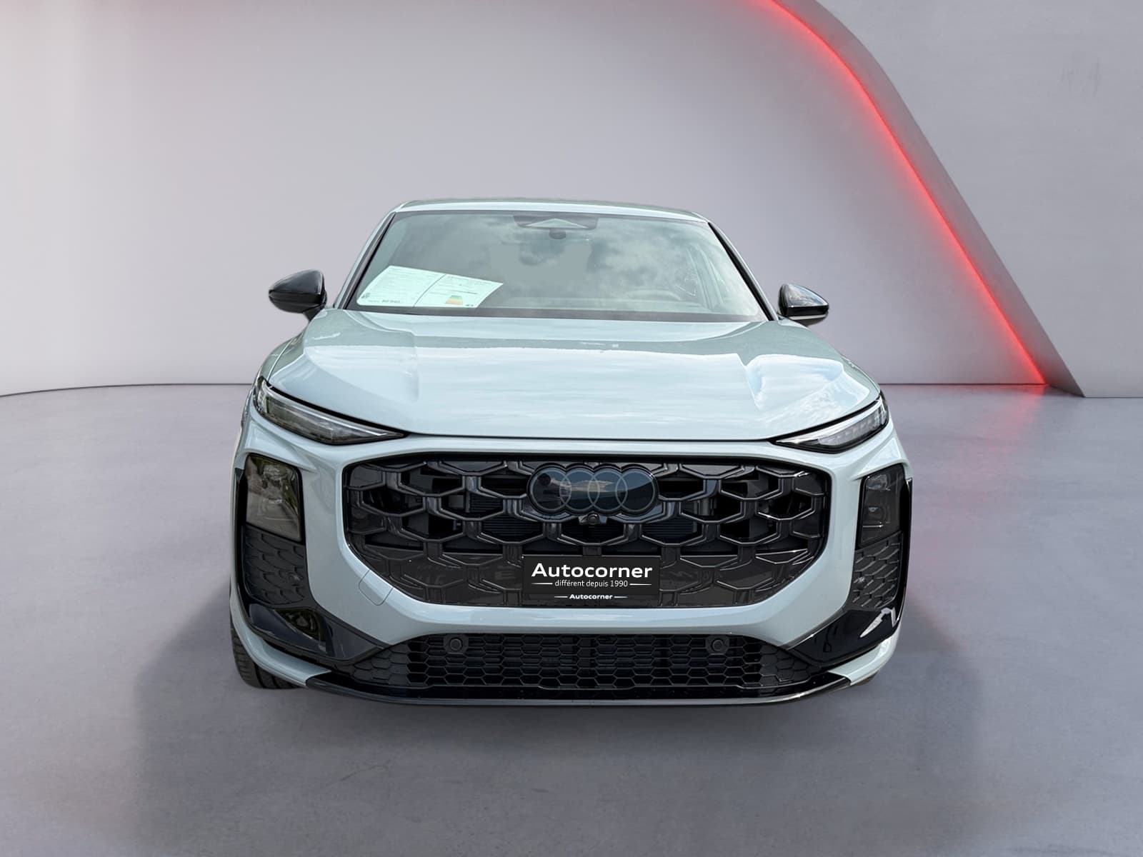 AUDI Q3 - Image 8