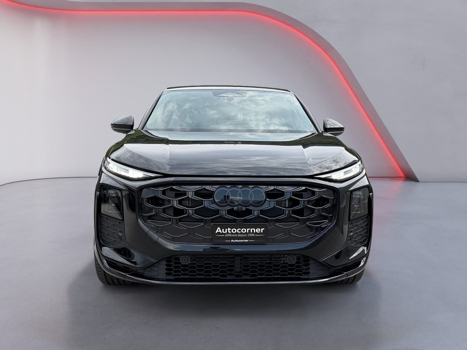 AUDI Q3 - Image 8