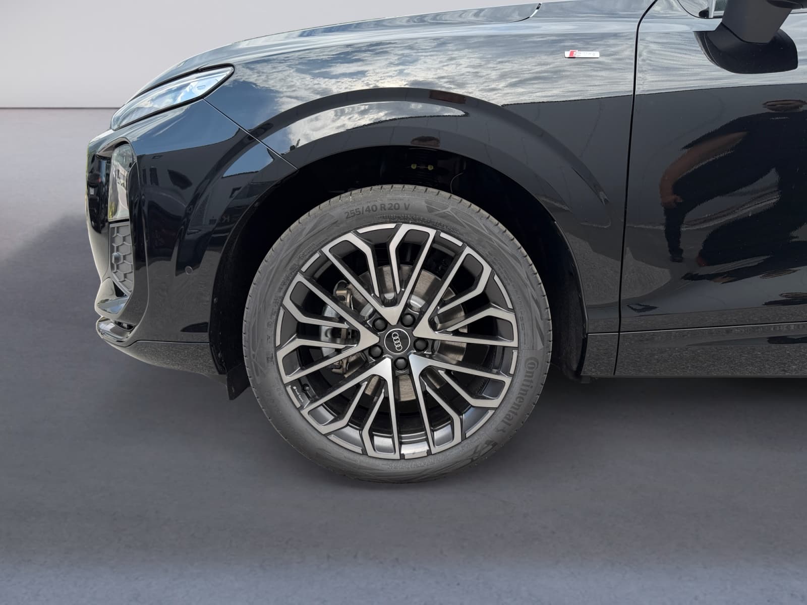 AUDI Q3 - Image 14