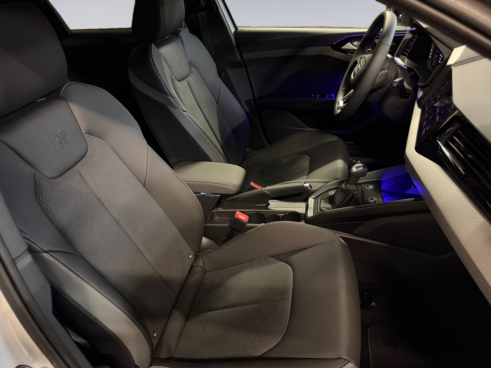AUDI A1 - Image 12