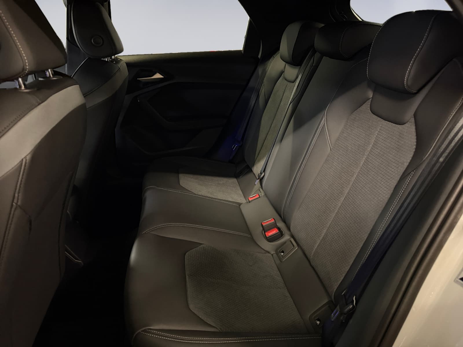 AUDI A1 - Image 10
