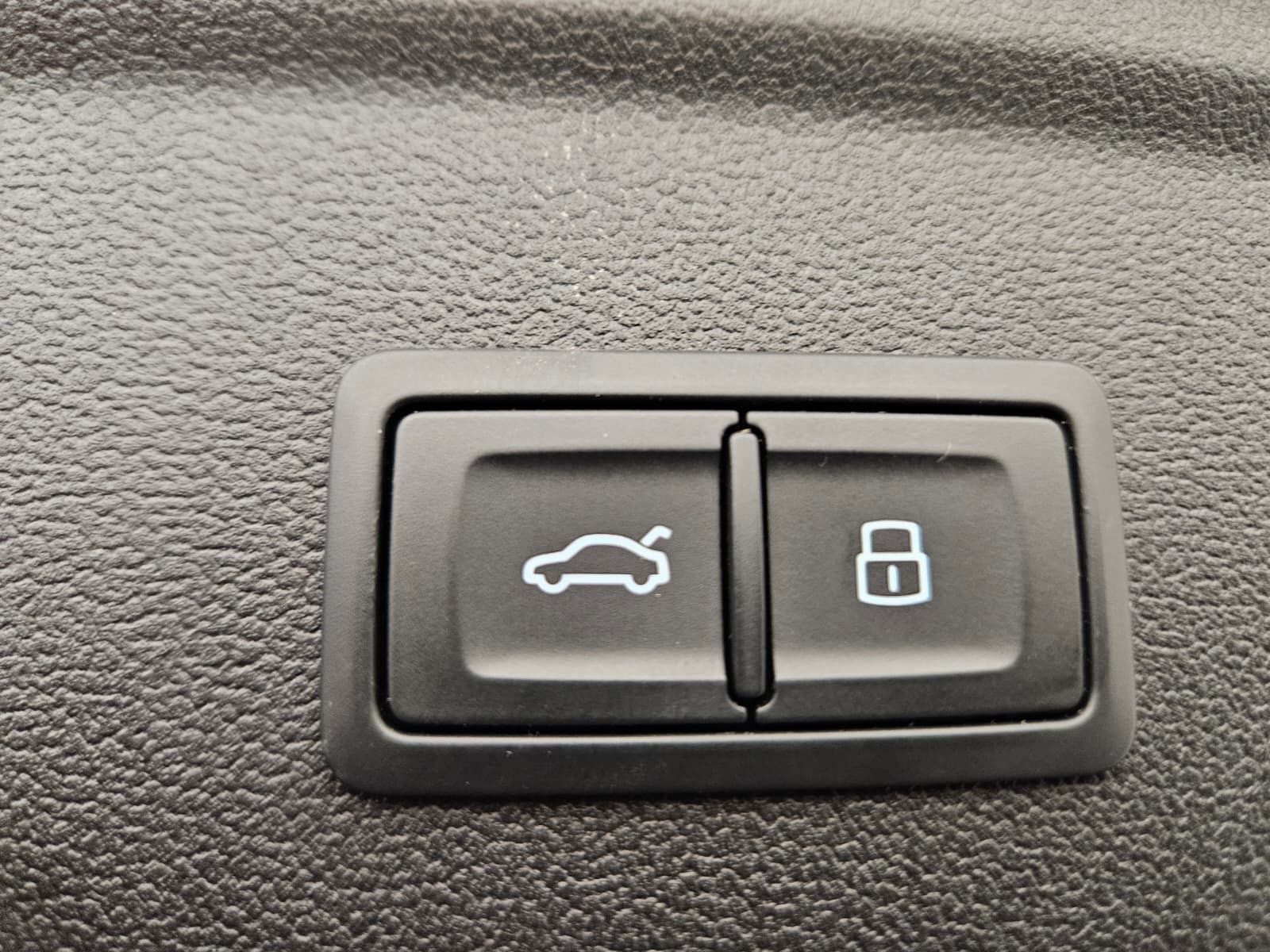 AUDI RS3 - Image 16