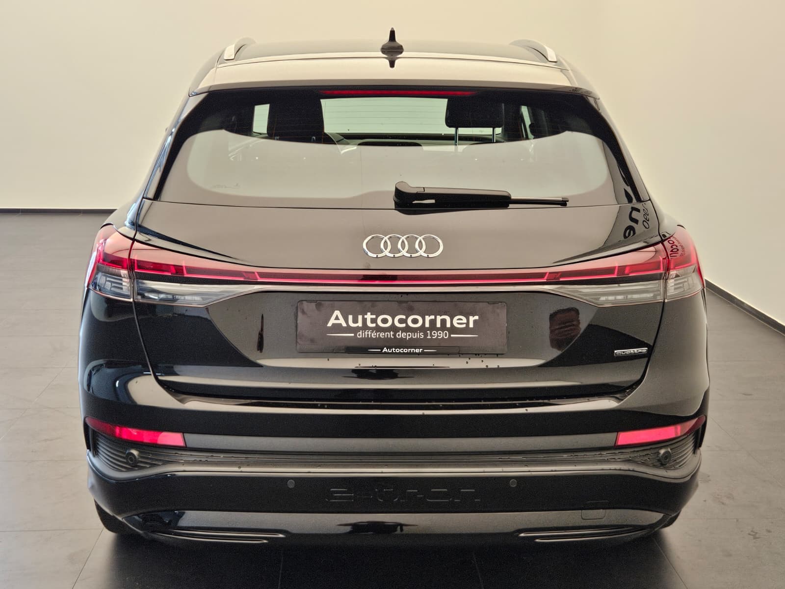 AUDI Q4 e-tron - Image 9