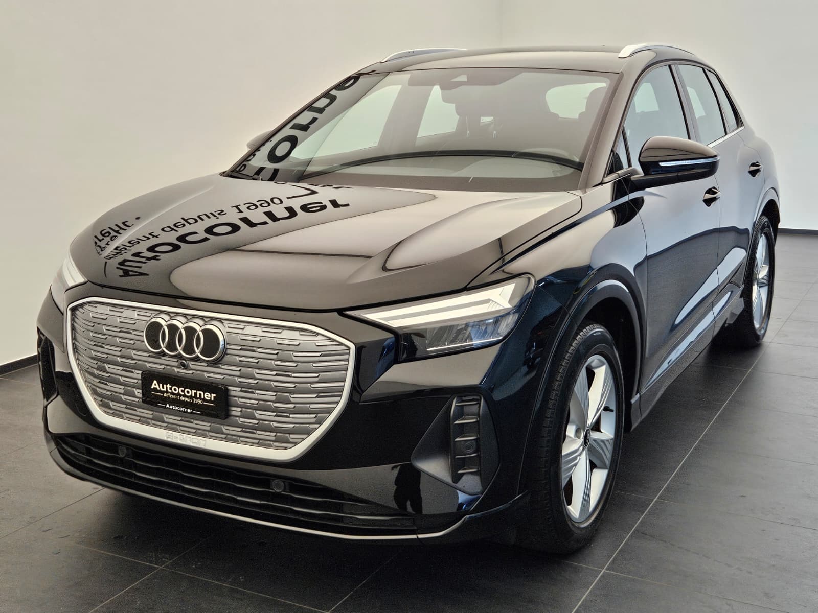 AUDI Q4 e-tron - Image 4