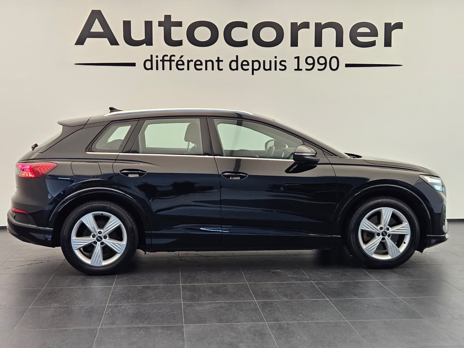 AUDI Q4 e-tron - Image 7