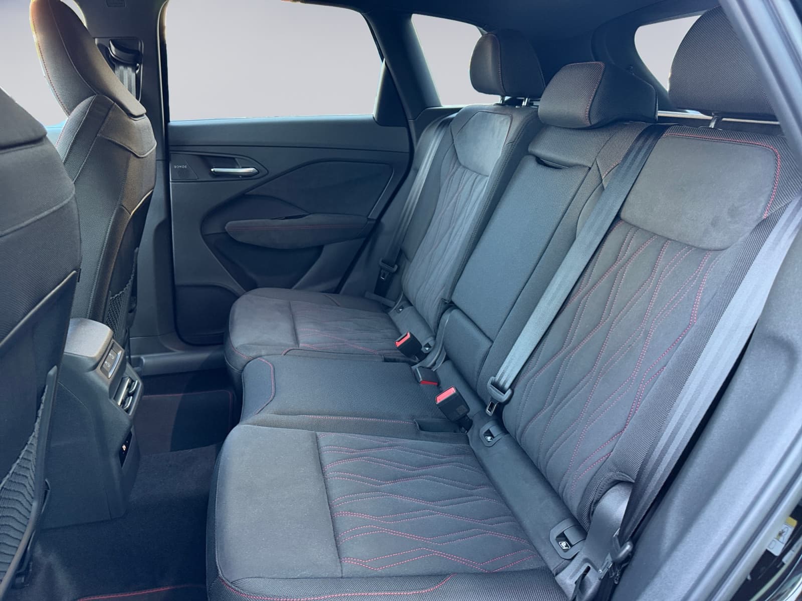 AUDI Q3 - Image 11
