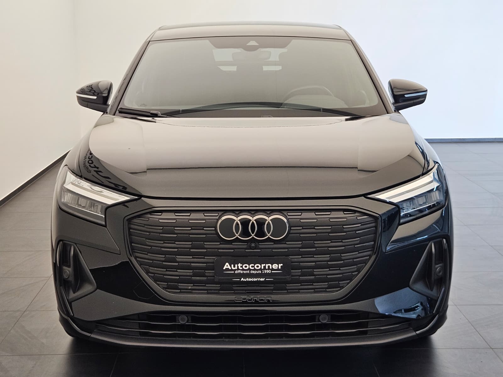 AUDI Q4 e-tron - Image 4