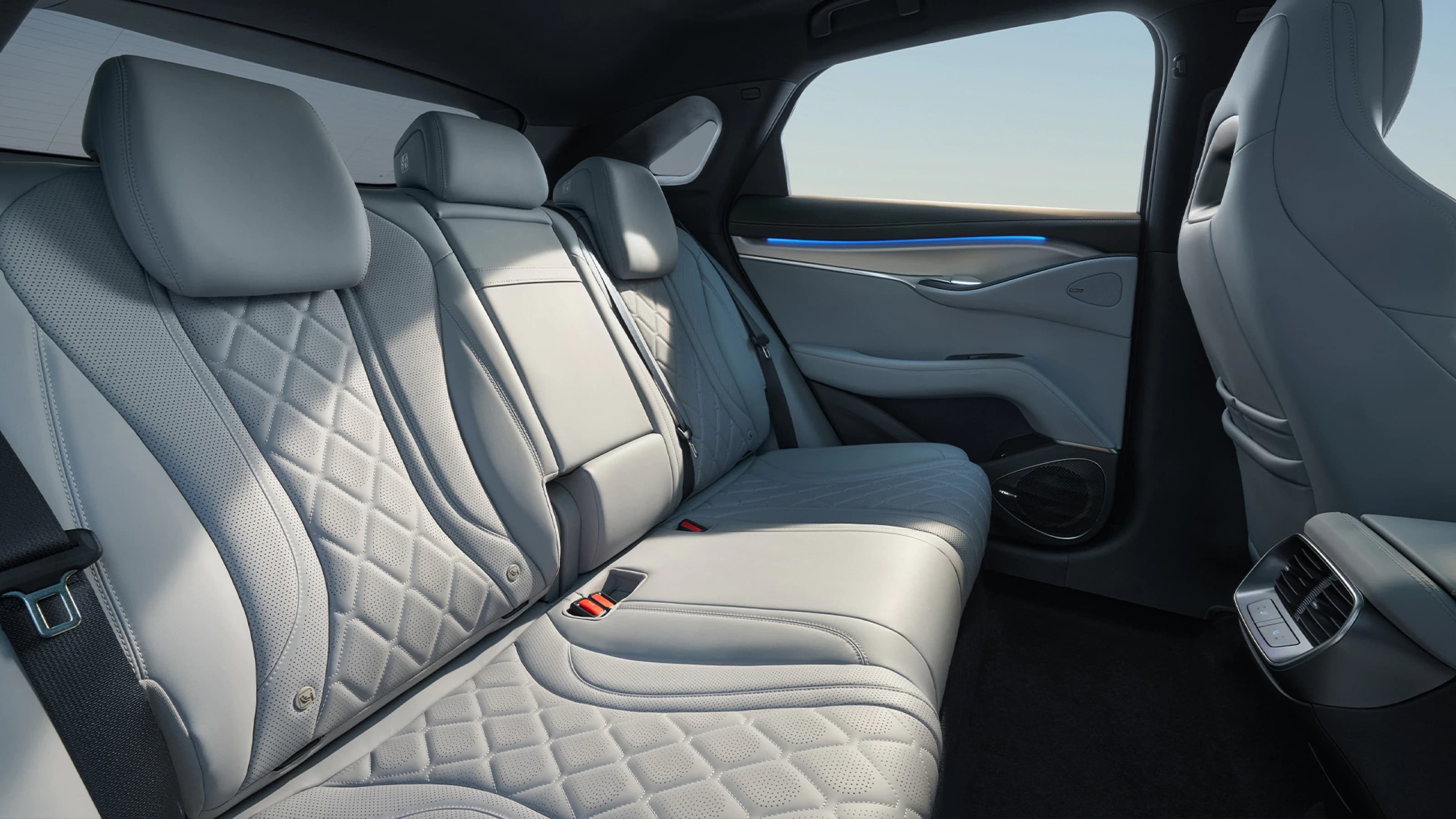 BYD SEALION 7 - Image 6