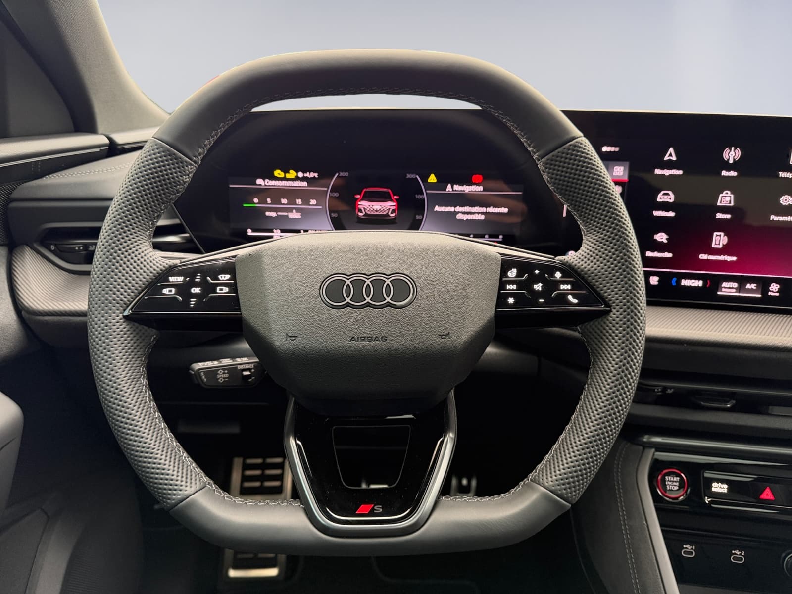 AUDI SQ5 - Image 10