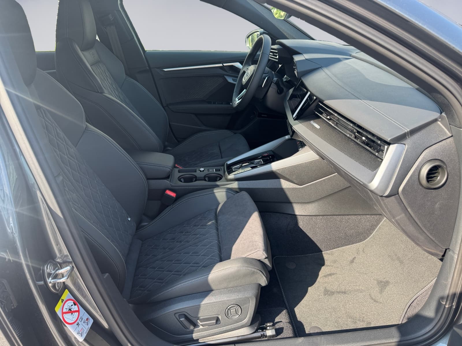 AUDI S3 - Image 15