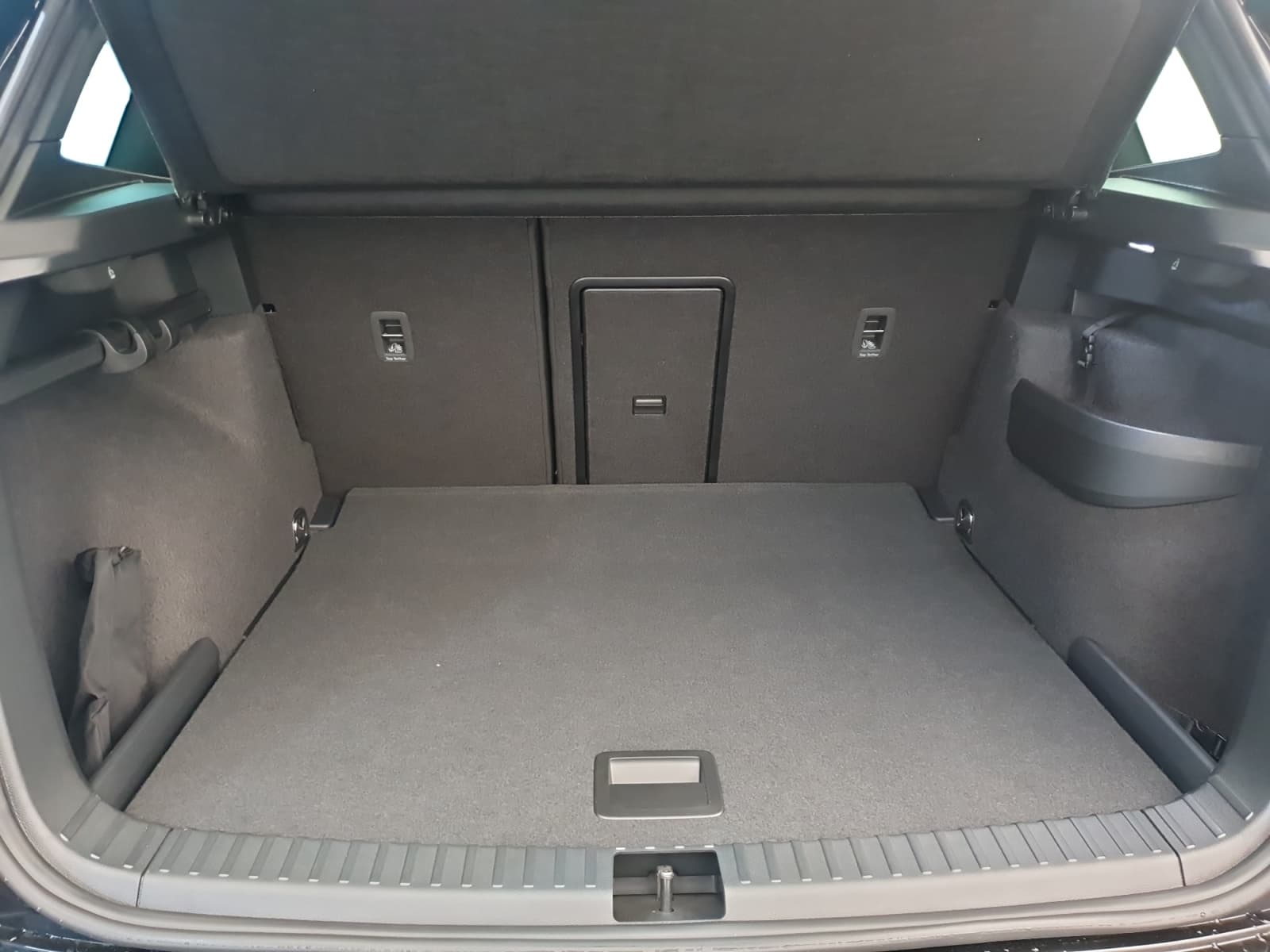 SKODA KAROQ - Image 12
