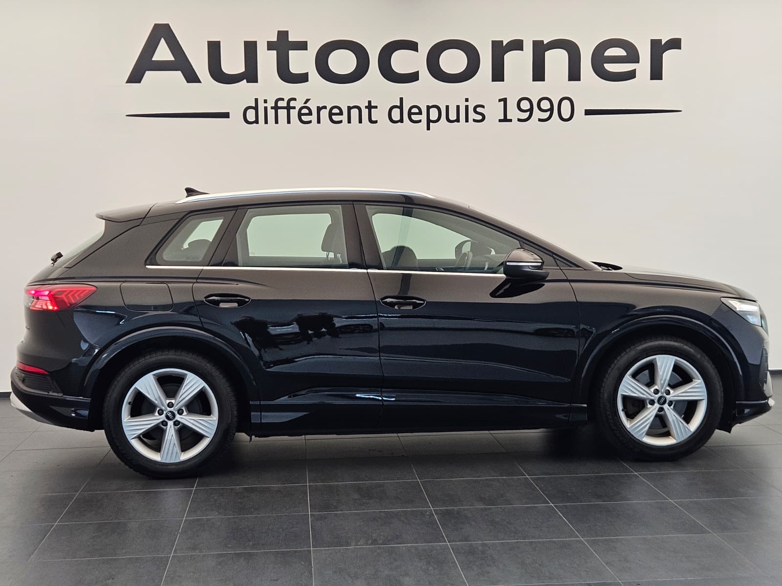 AUDI Q4 e-tron - Image 6