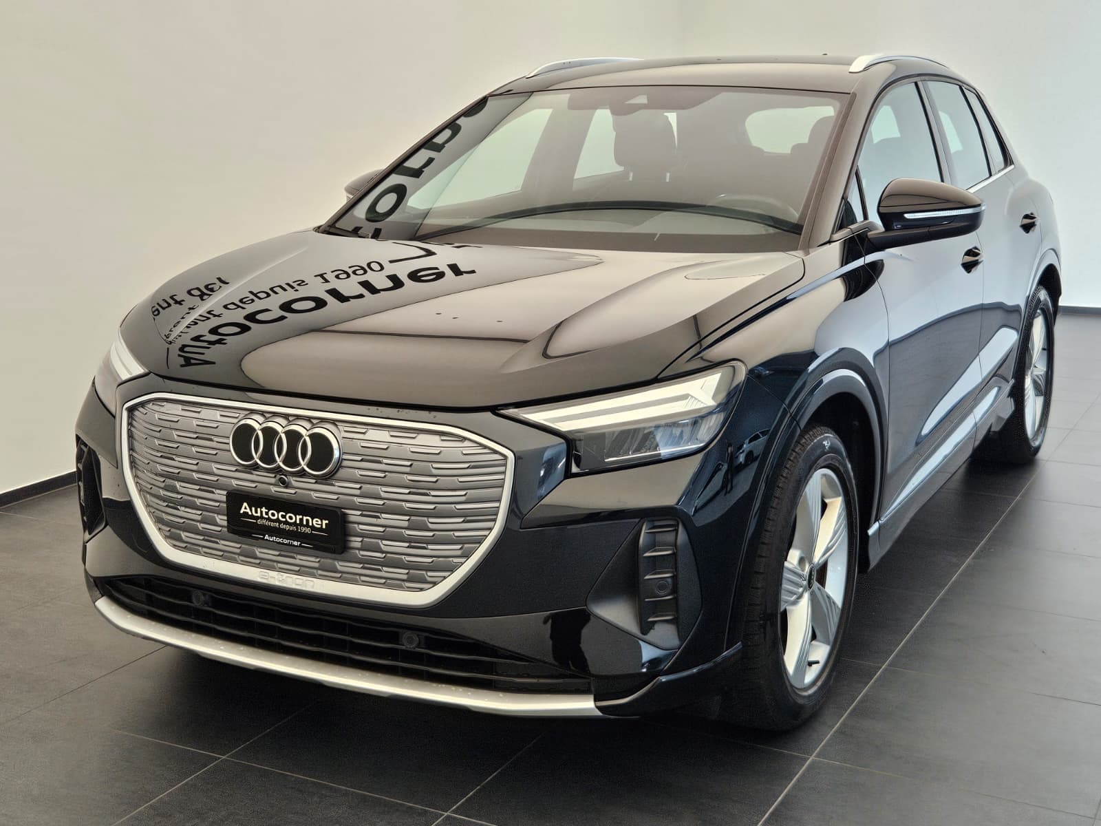 AUDI Q4 e-tron - Image 3