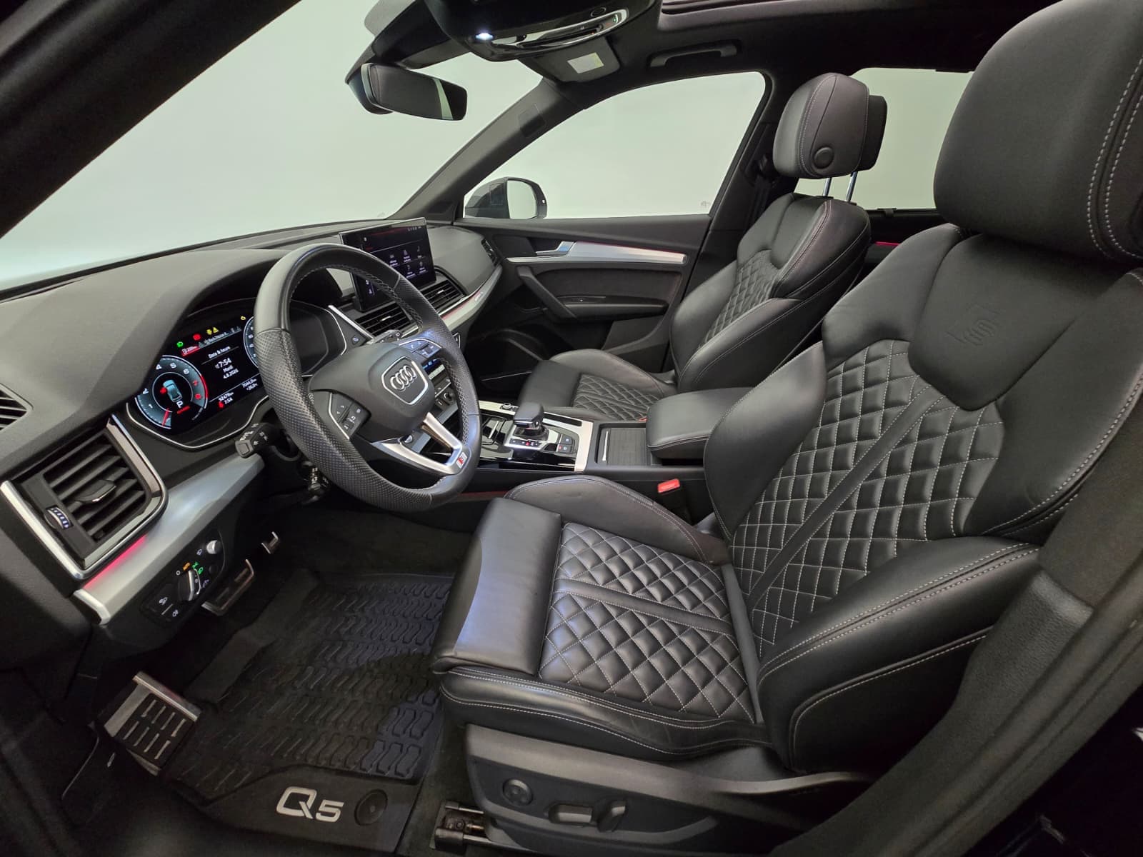 AUDI Q5 - Image 11