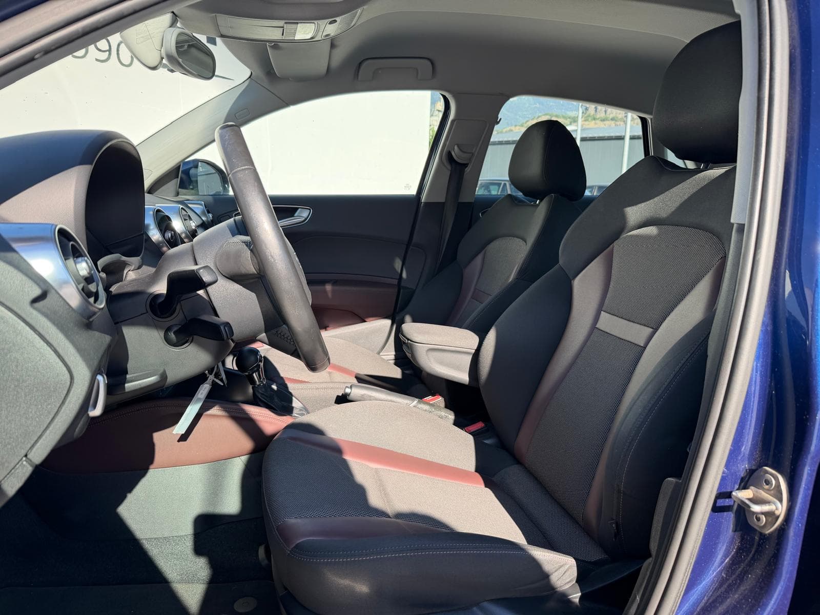 AUDI A1 - Image 8