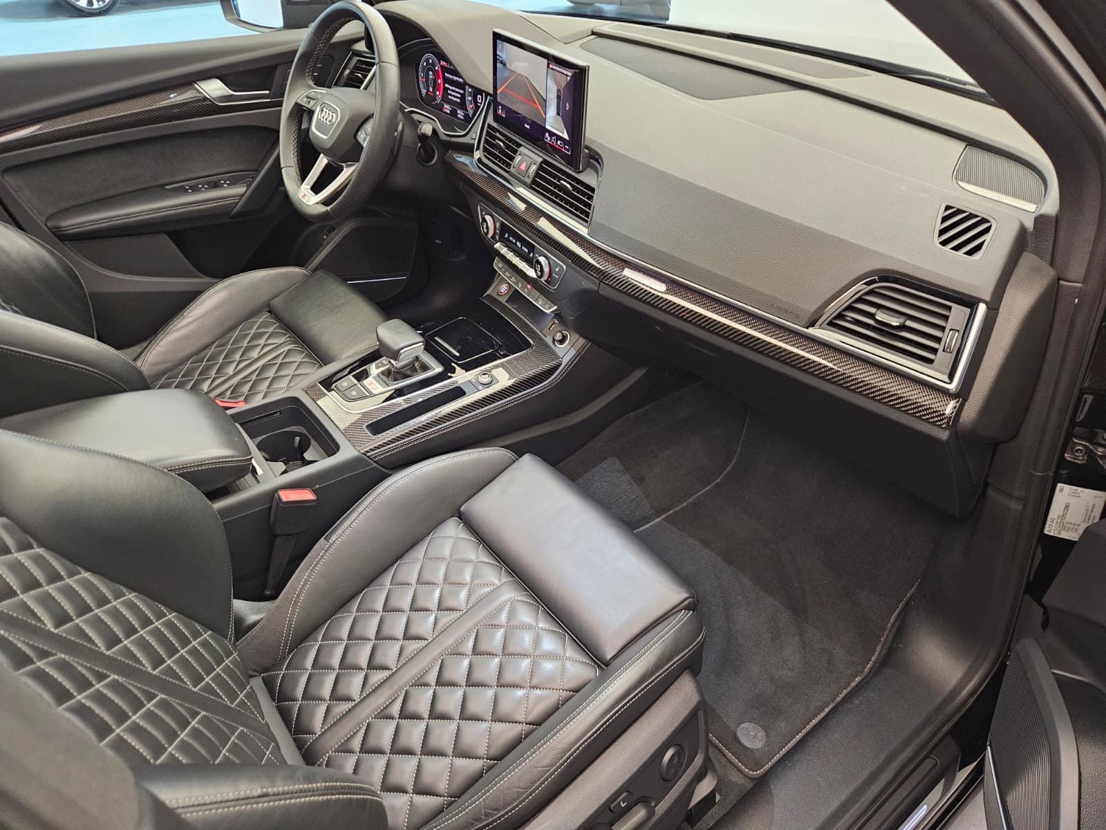 AUDI SQ5 - Image 12