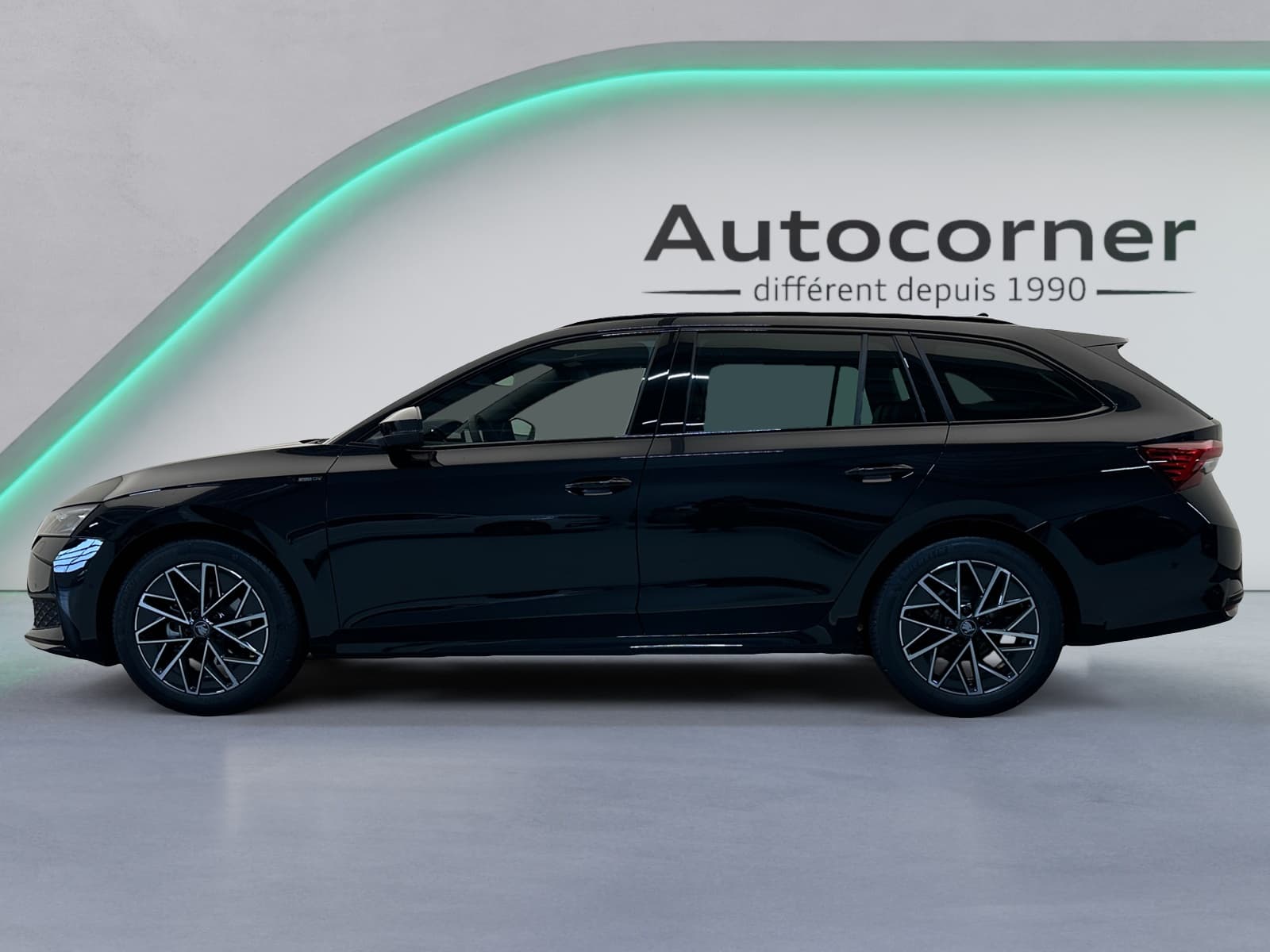 SKODA OCTAVIA - Image 2