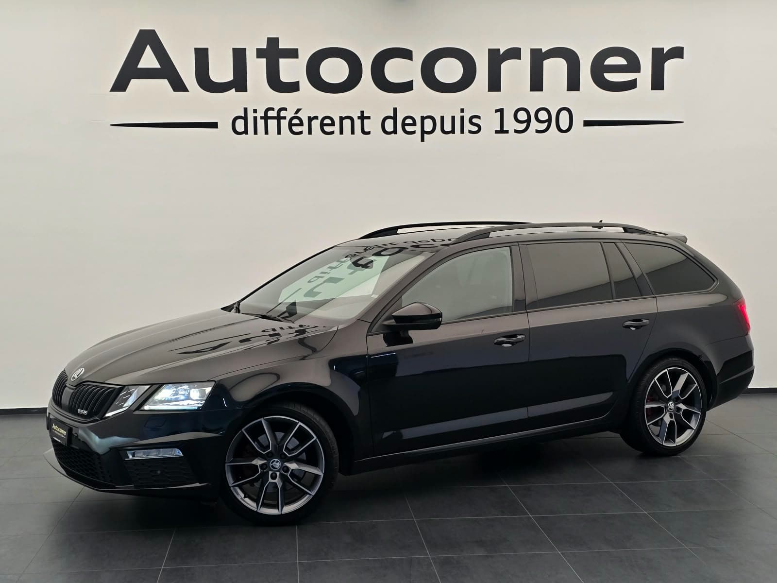 SKODA OCTAVIA - Image 1