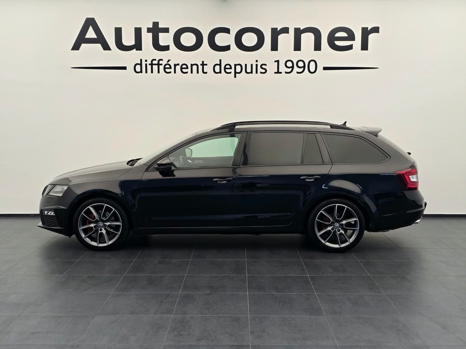 SKODA OCTAVIA - Image 2
