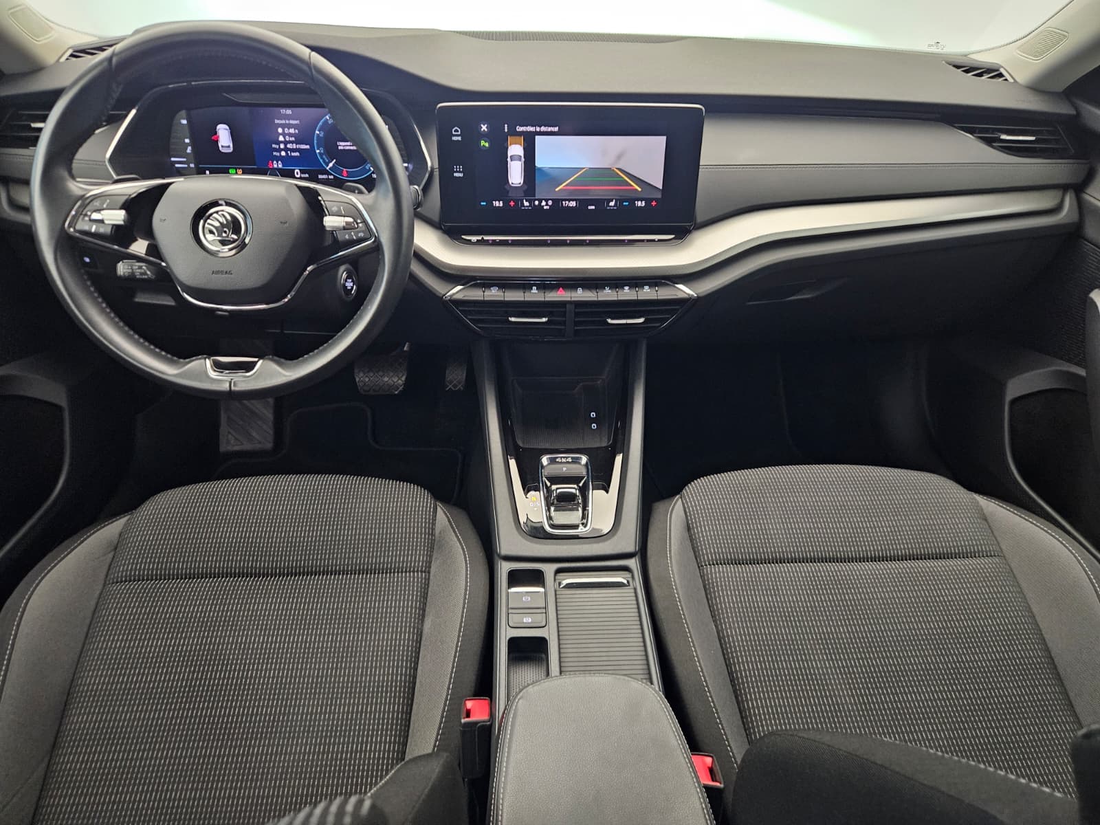 SKODA OCTAVIA - Image 10