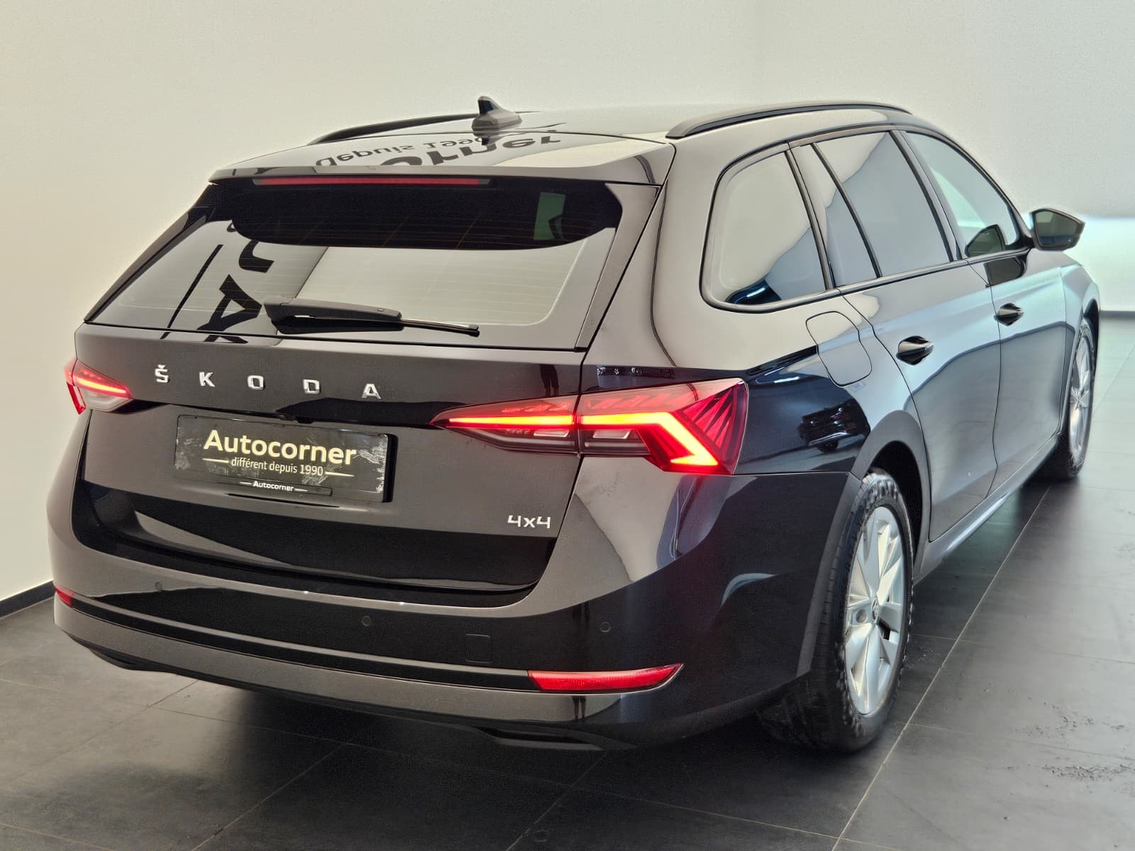 SKODA OCTAVIA - Image 7