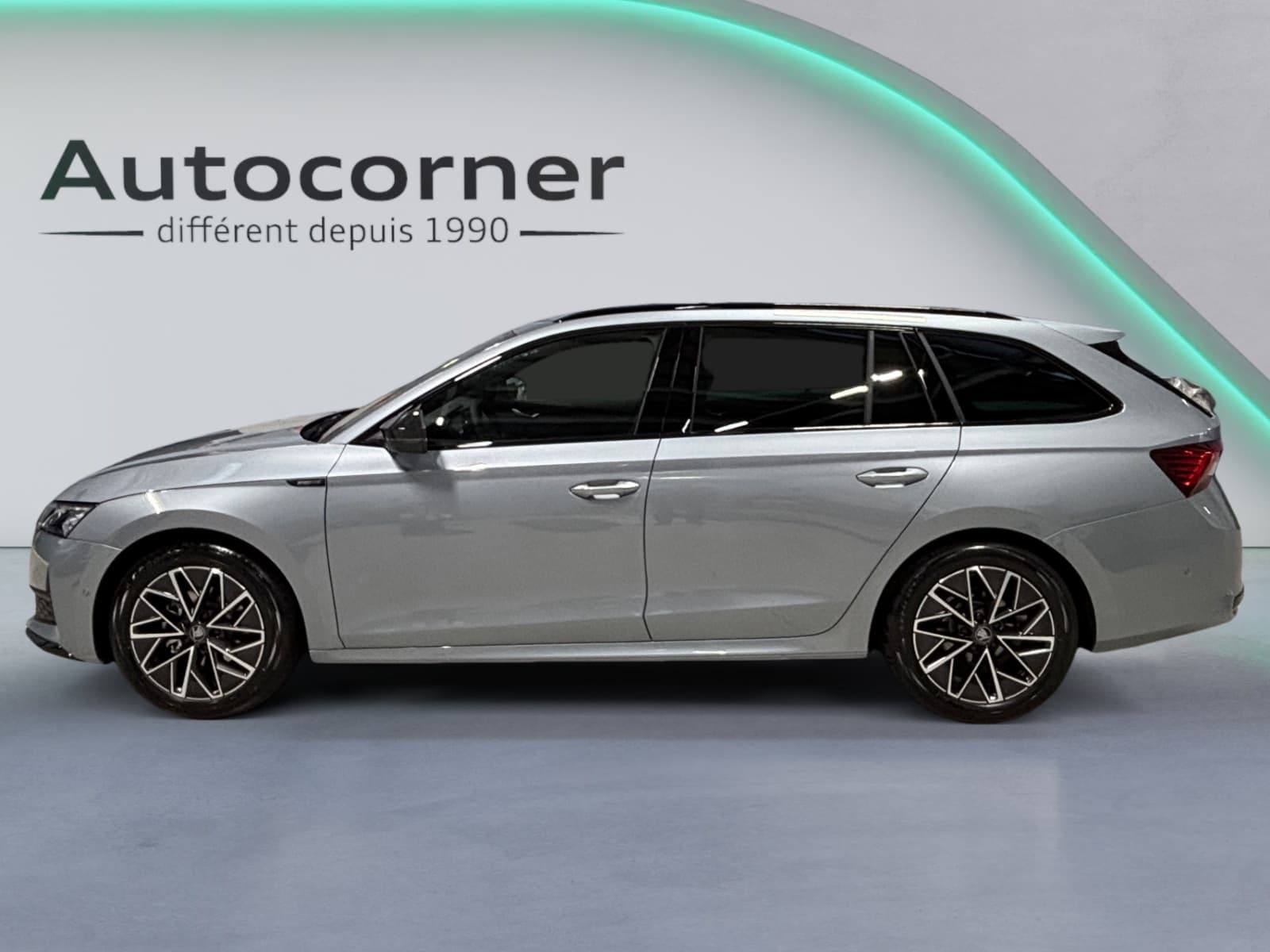 SKODA OCTAVIA - Image 2