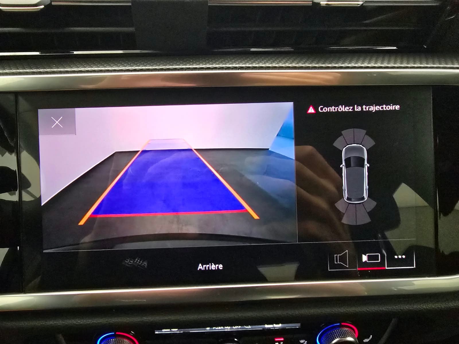 AUDI Q3 - Image 11