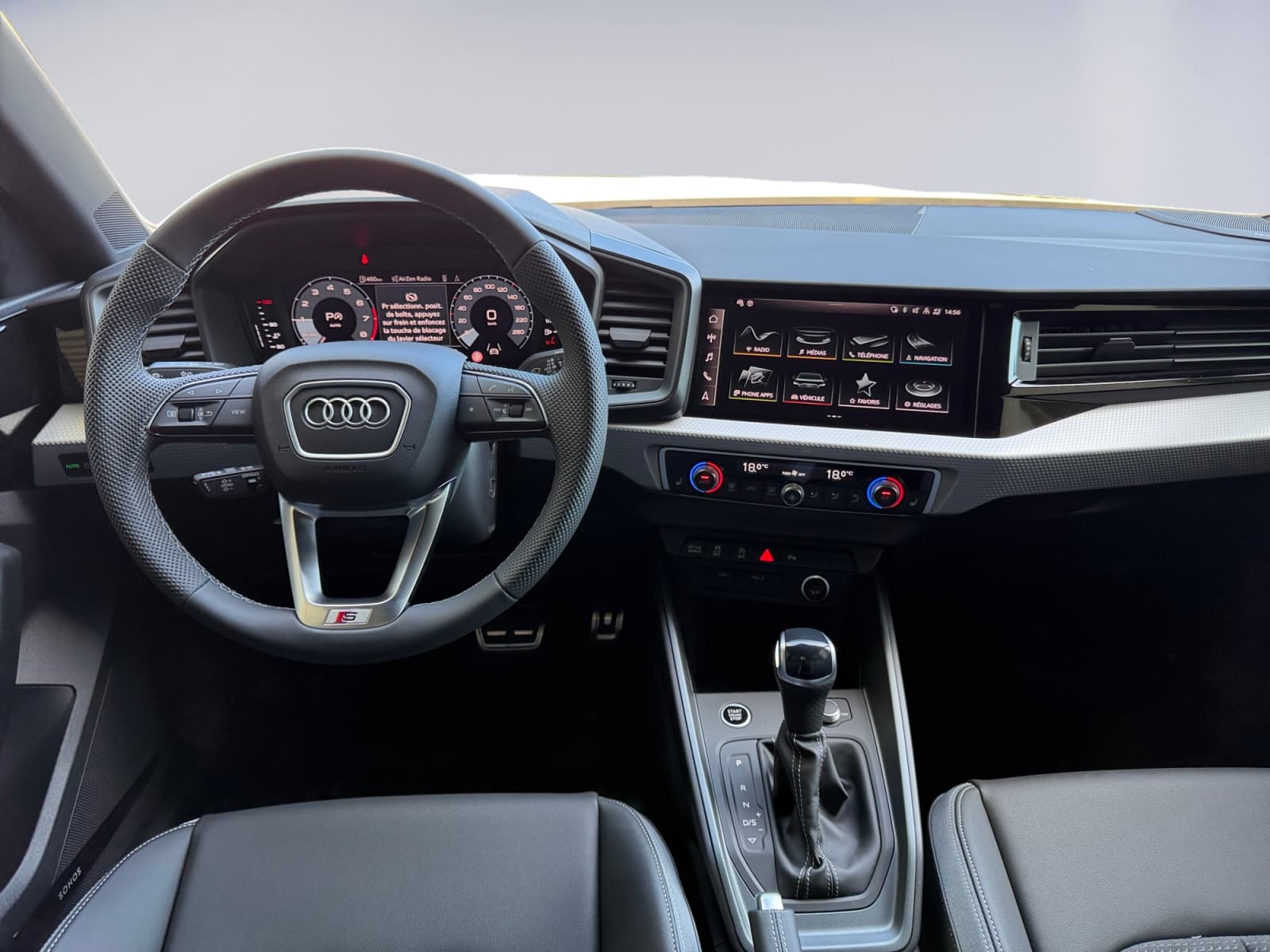AUDI A1 - Image 12