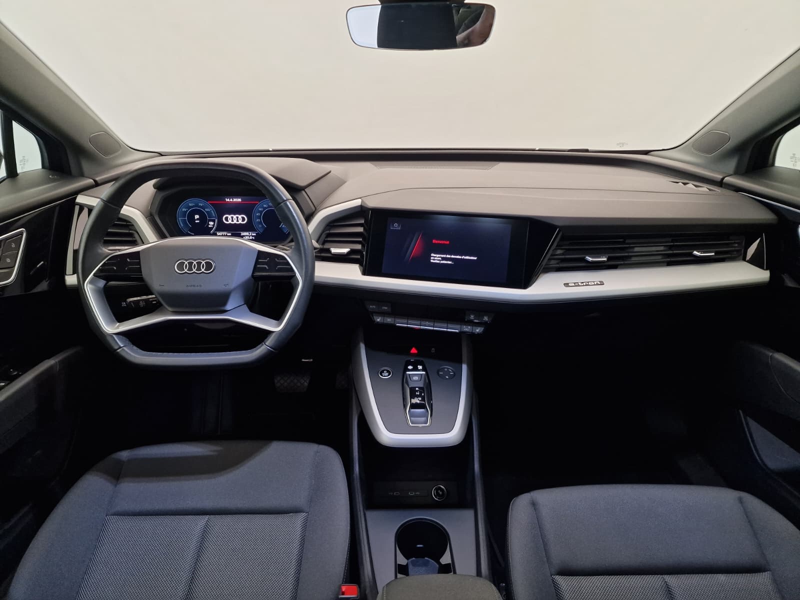 AUDI Q4 e-tron - Image 11