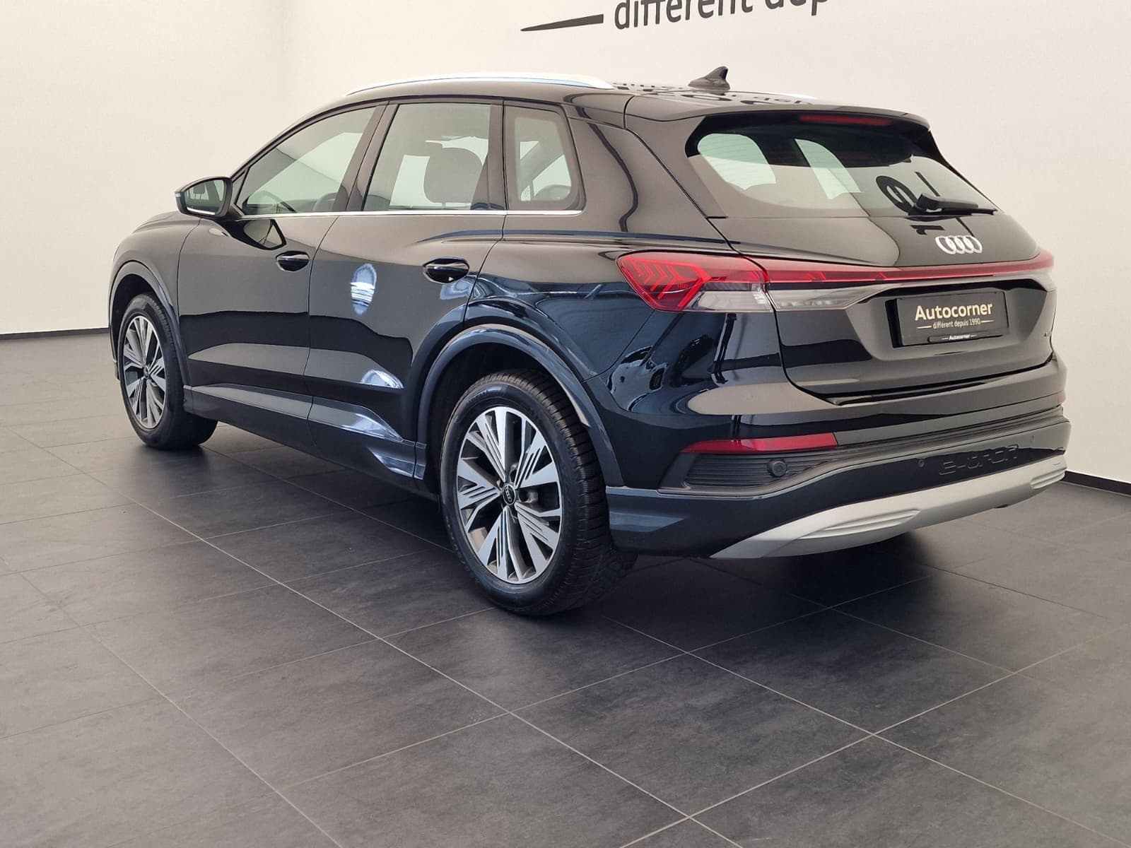 AUDI Q4 e-tron - Image 10
