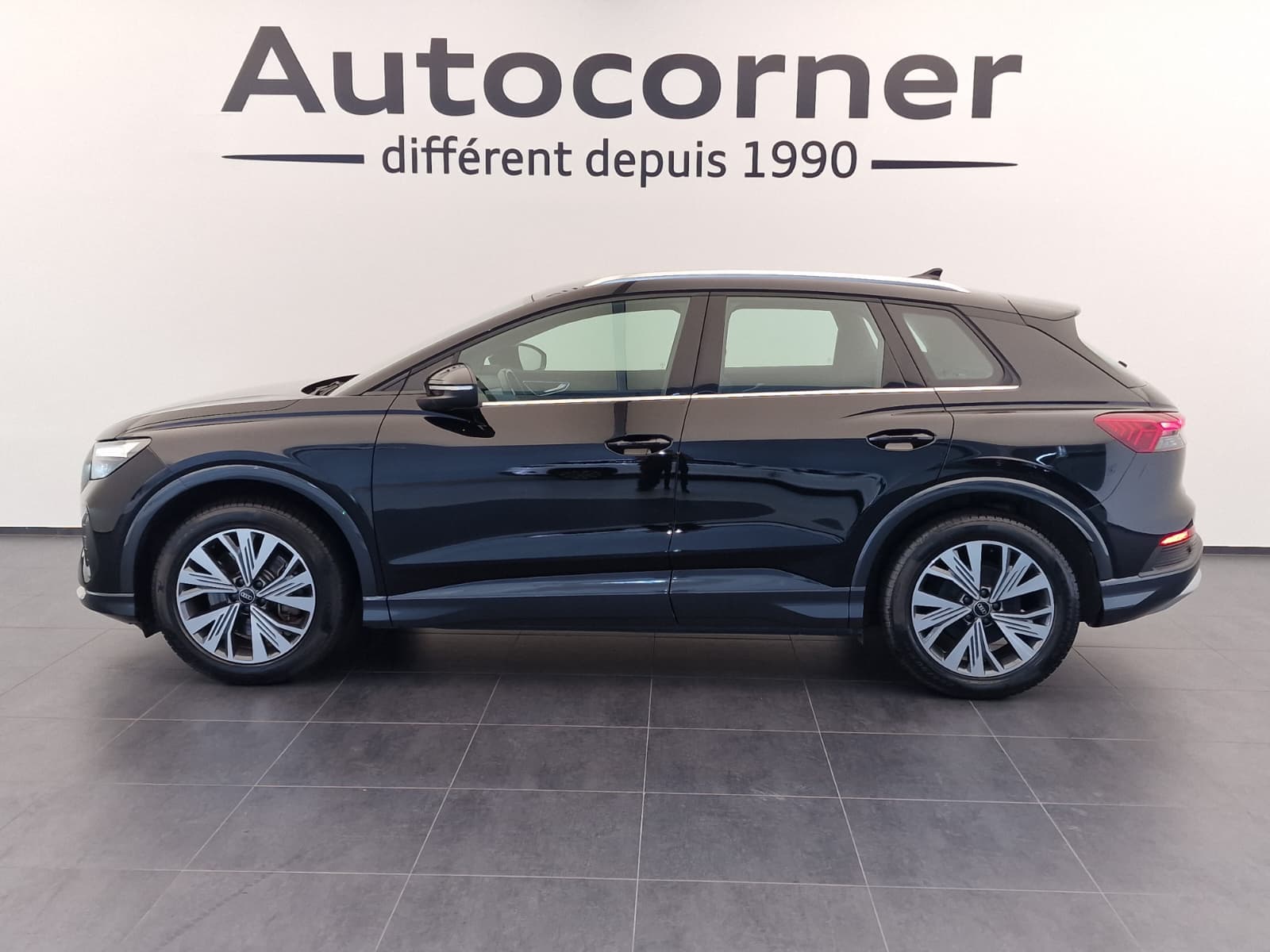 AUDI Q4 e-tron - Image 3