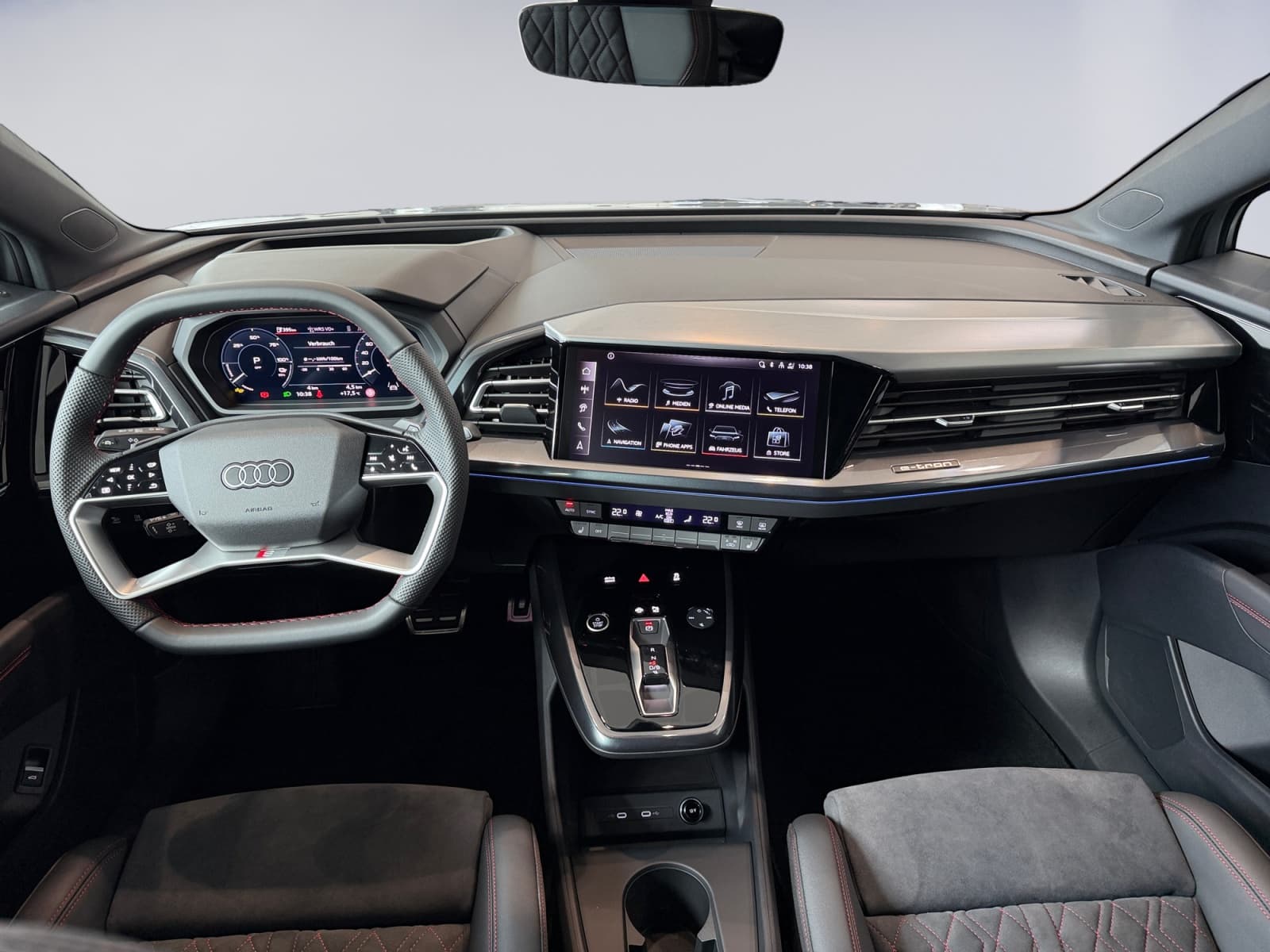 AUDI Q4 e-tron - Image 9