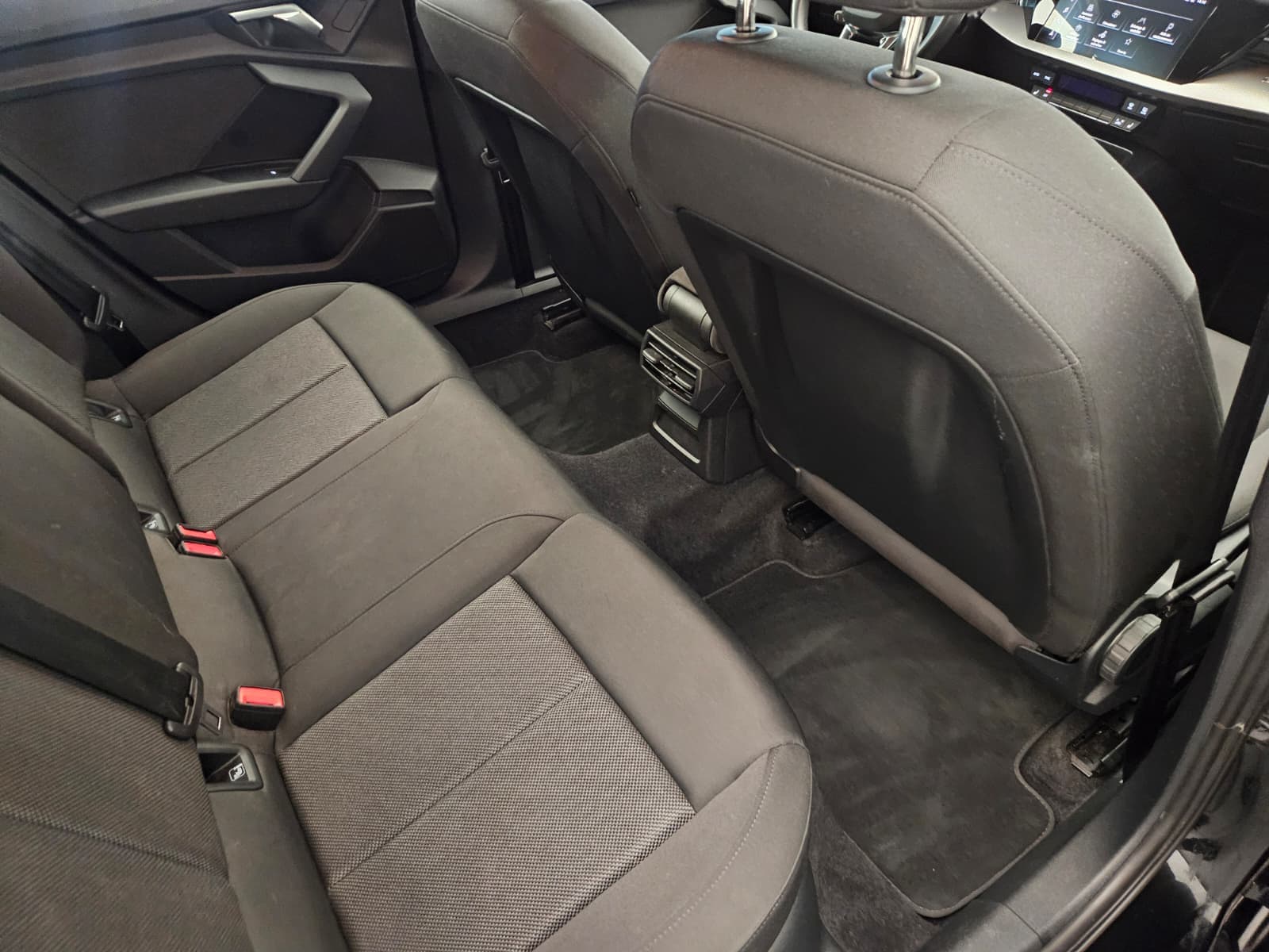 AUDI A3 - Image 13