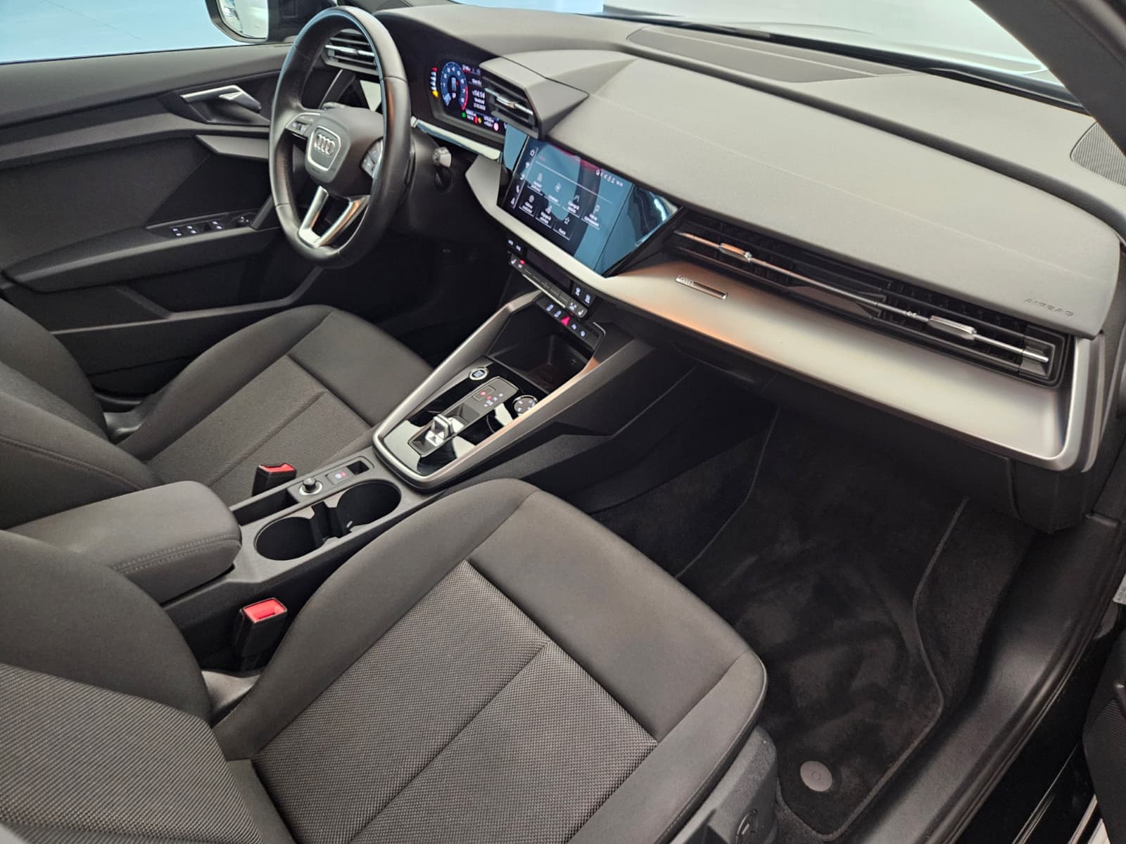 AUDI A3 - Image 12