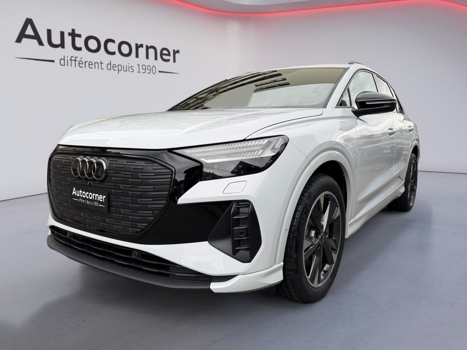 AUDI Q4 e-tron - Image 2