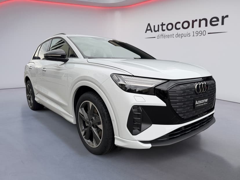 AUDI Q4 e-tron