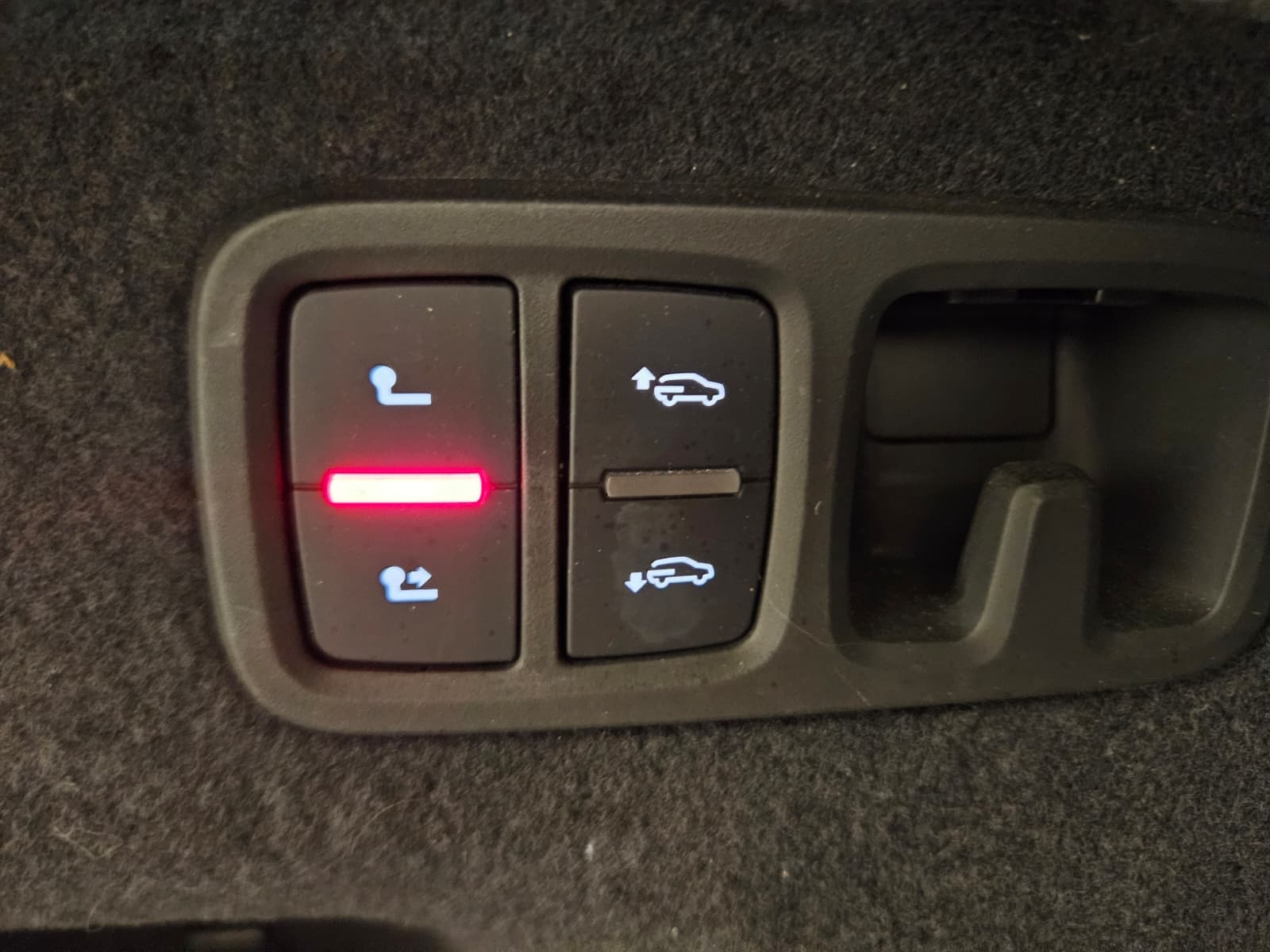 AUDI Q8 - Image 15
